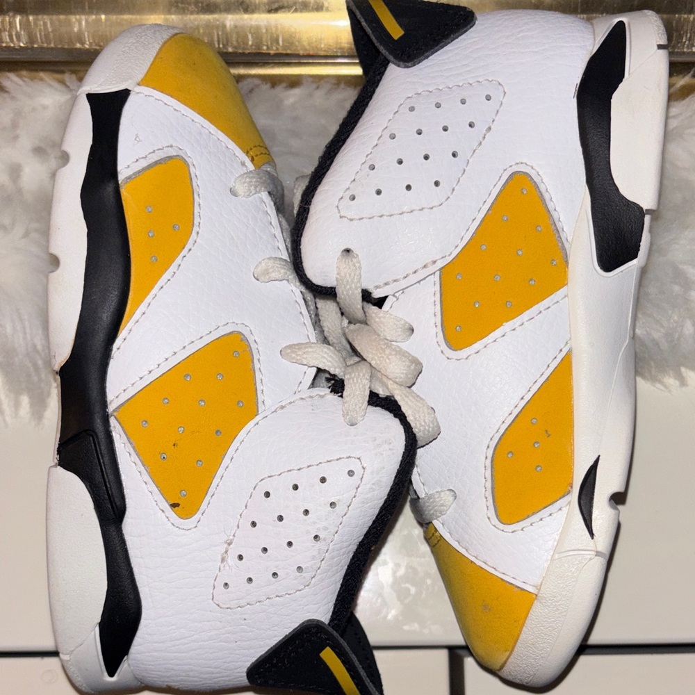 Air Jordan 6 Retro White and Yellow TD 9c